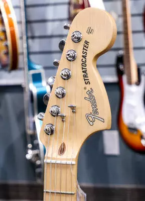 Fender - American Performer Stratocaster, HSS Maple Fingerboard - Satin Surf Green 2